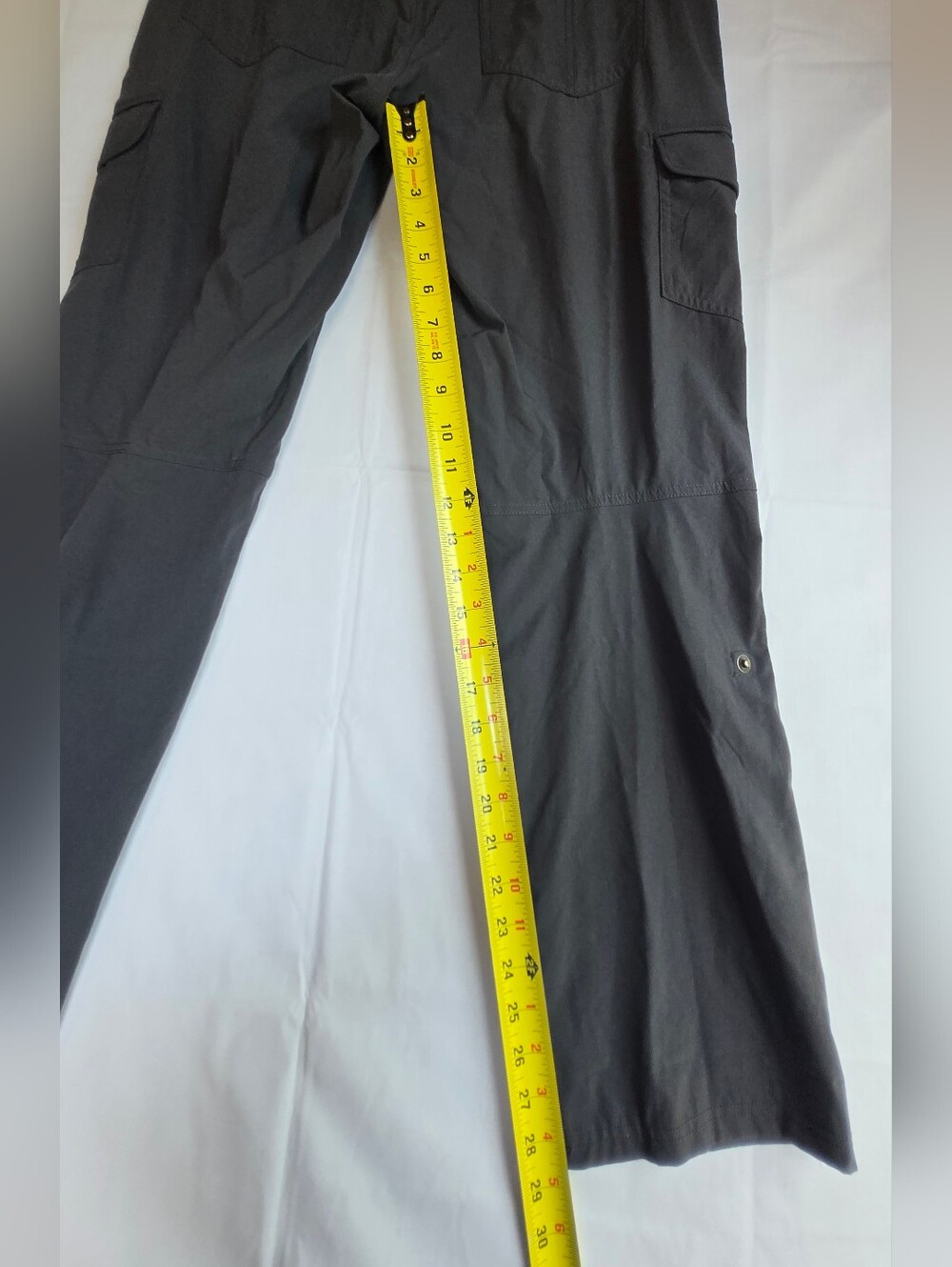 Kuhl Women's Hiking Pants Black Cargo Roll Up-Size 6 - Picture 6 of 9